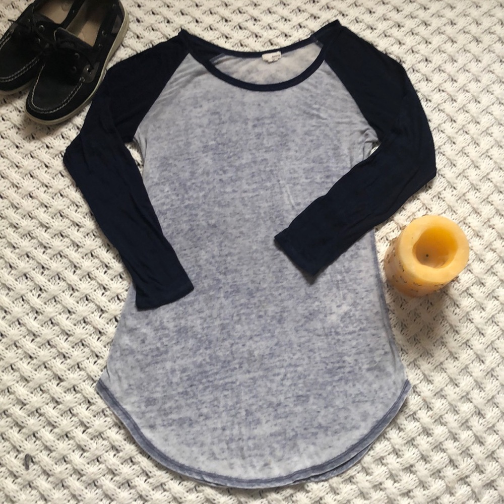 Garage lightweight long sleeve baseball tee